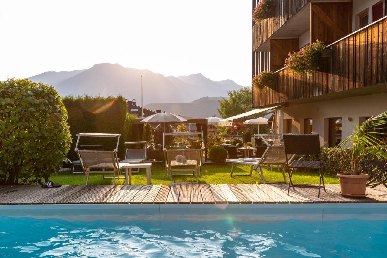 Hotel Tirolerhof 로뎅고 외부 사진